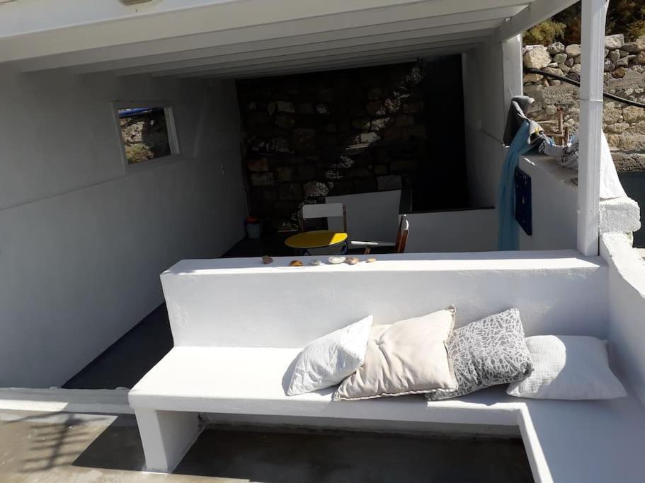 The Yellow Boat House Klima  Bagian luar foto